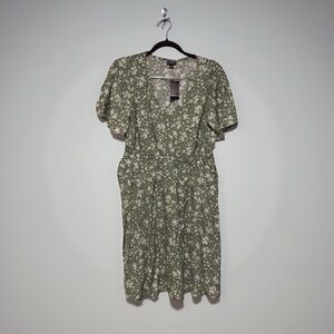 Torrid Floral Green/White Flowered Pockets Dress Large/12 New